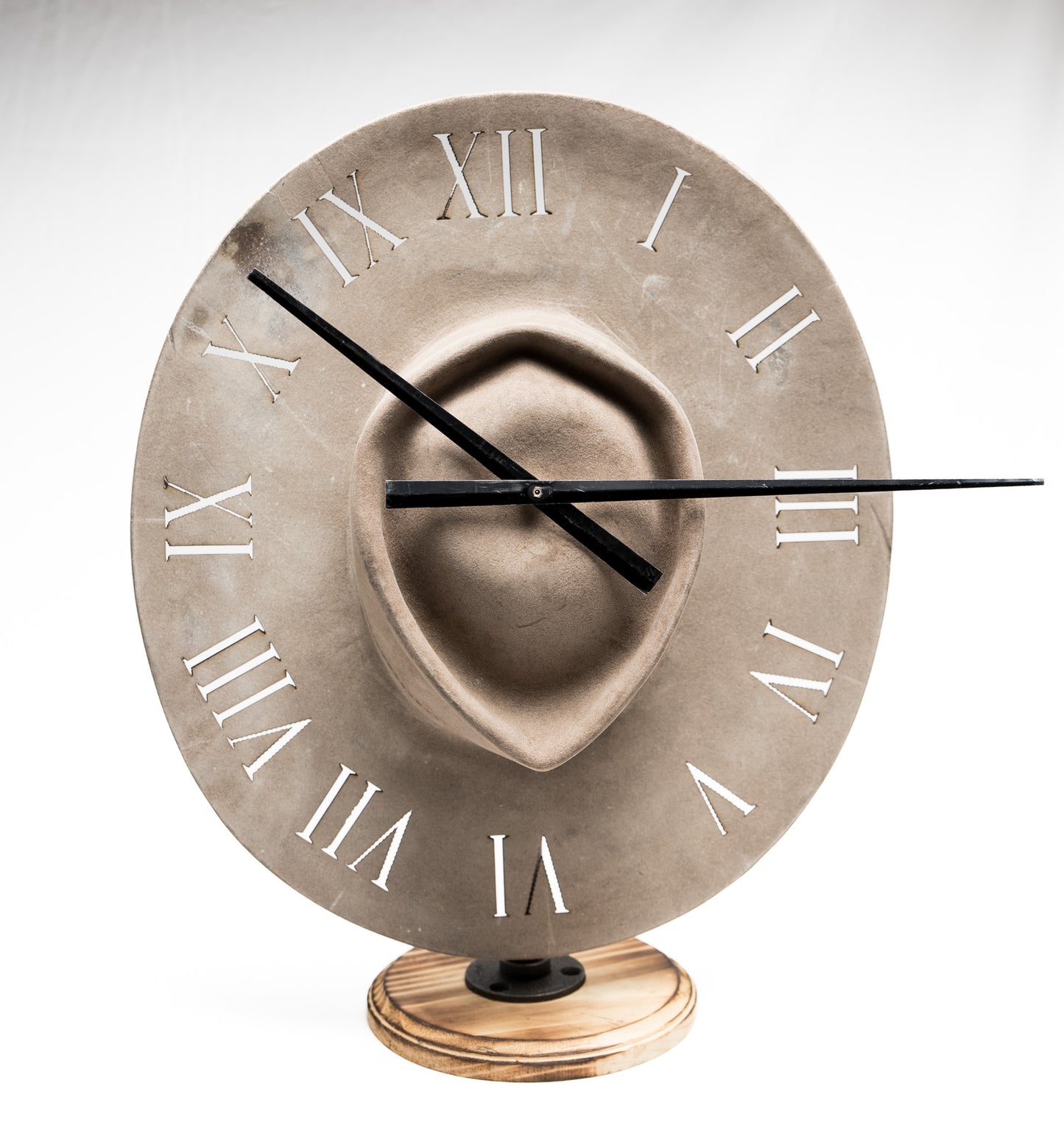 11:11 SOMBRERO DE RELOJ 